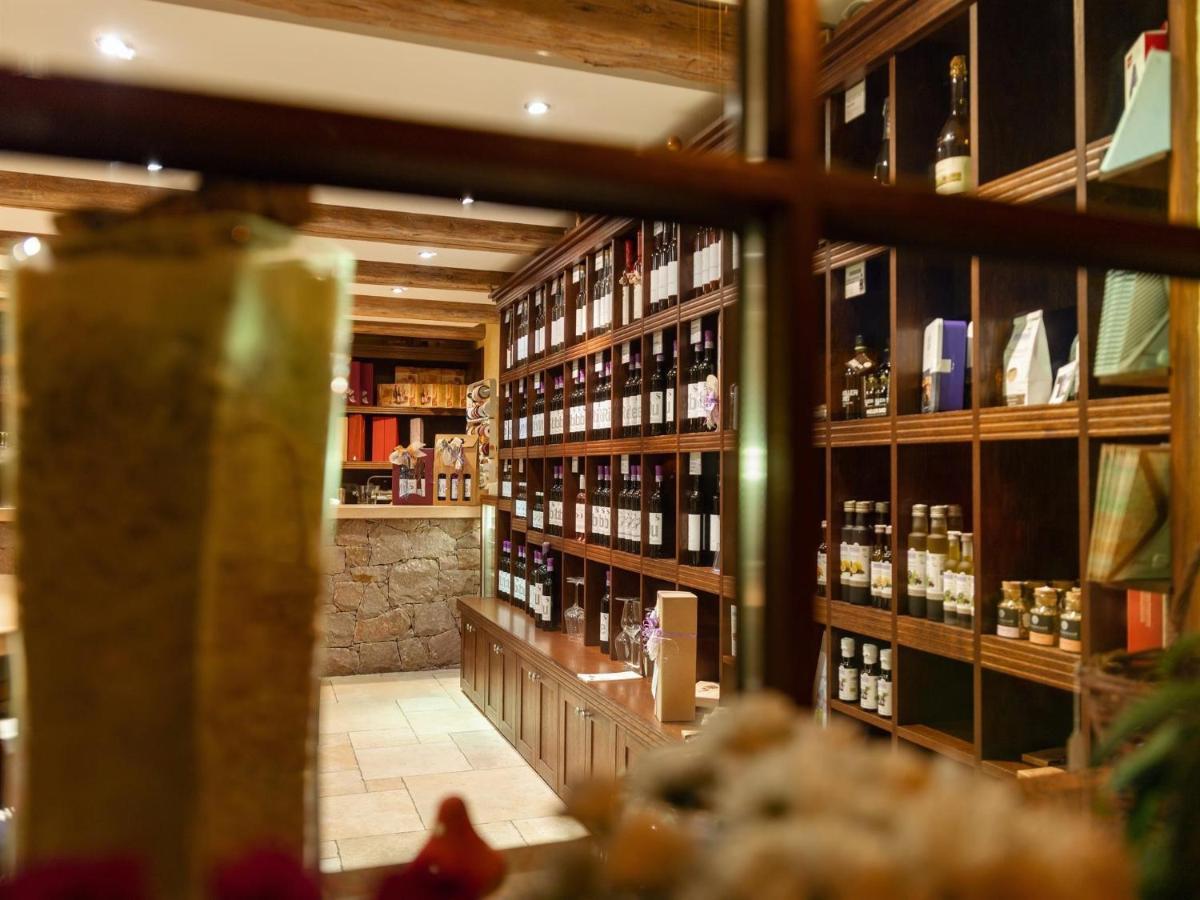 Weingut Schuh - Pension Zur Bosel คอสวิช ภายนอก รูปภาพ